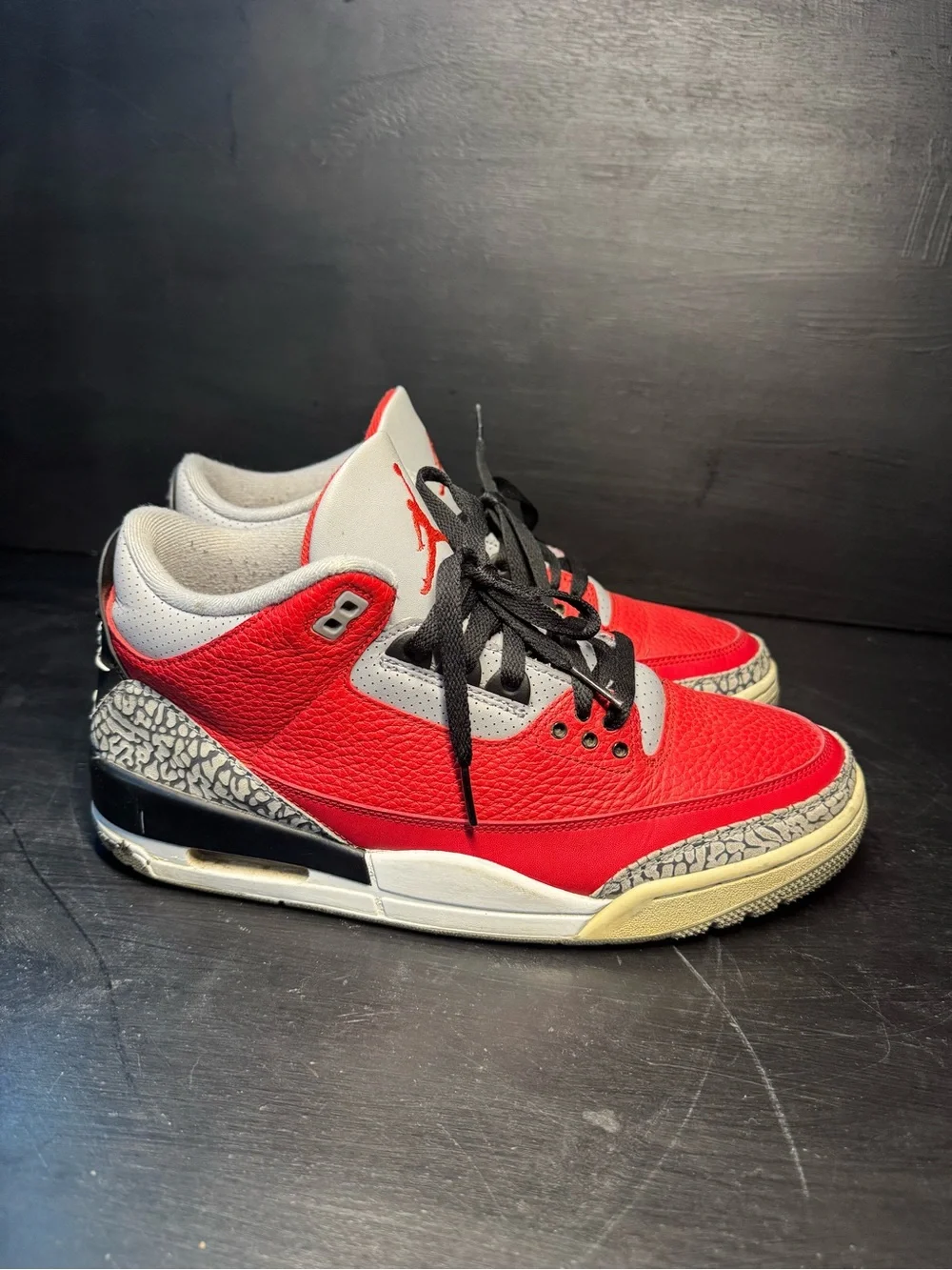 Jordan 3 Men's Red/Gray Retro Basketball Sneakers